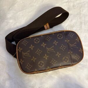 ❤️‍🔥Louis Vuitton Body bag with COA❤️‍🔥